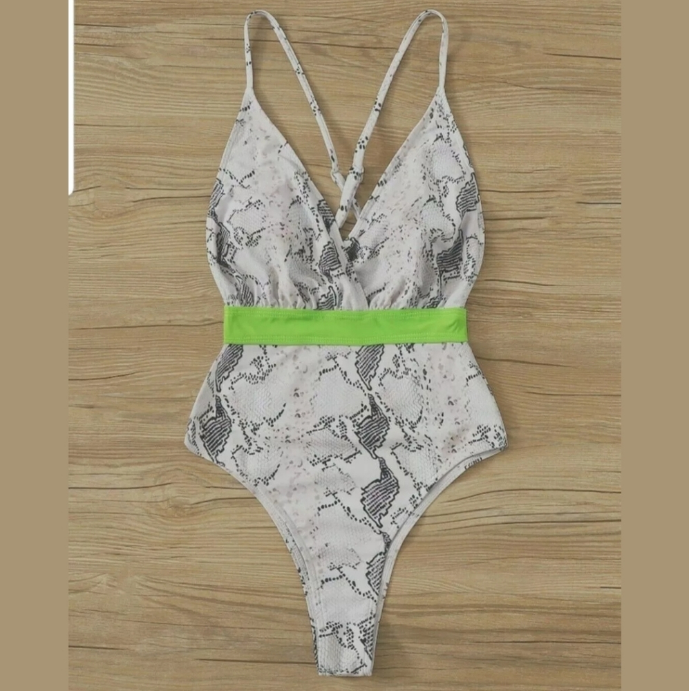 Stylish Snake Print One-Piece Swimsuit with Green Accent